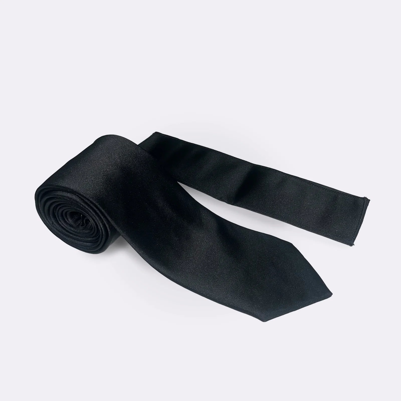Plain - Tie & Pocket Square Set in Black