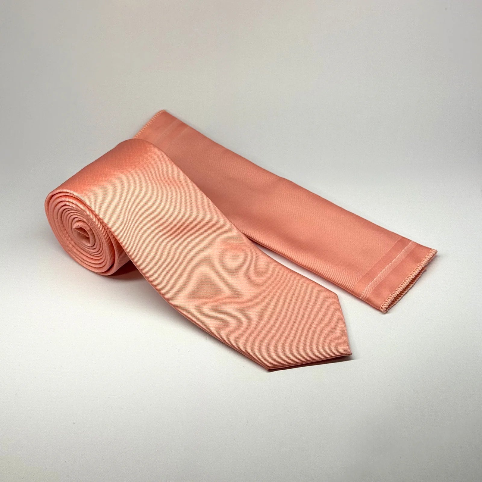 Diagonal Striped - Tie & Pocket Square Set in Pink