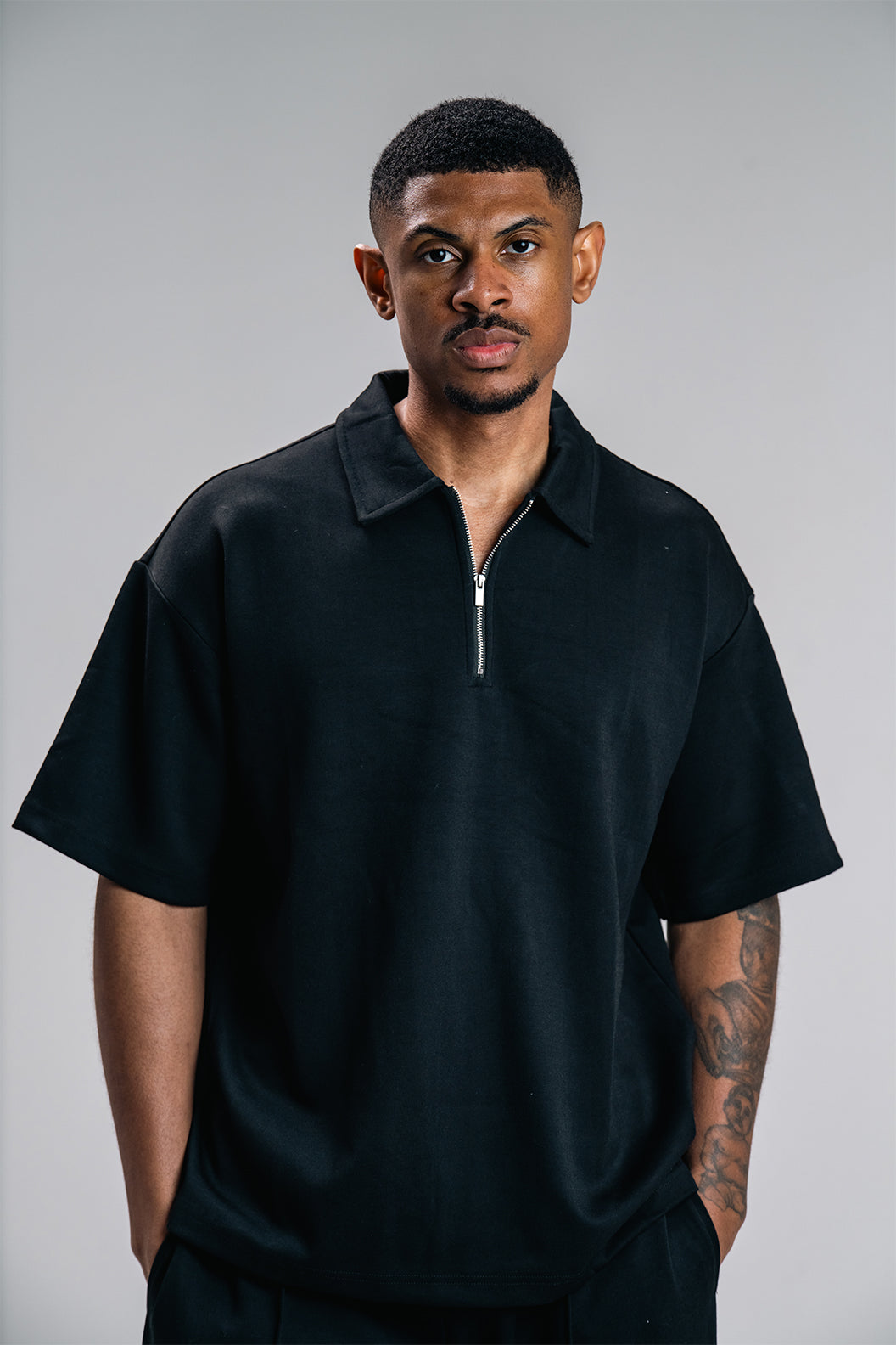 Esquire Textured Zip Polo – Black