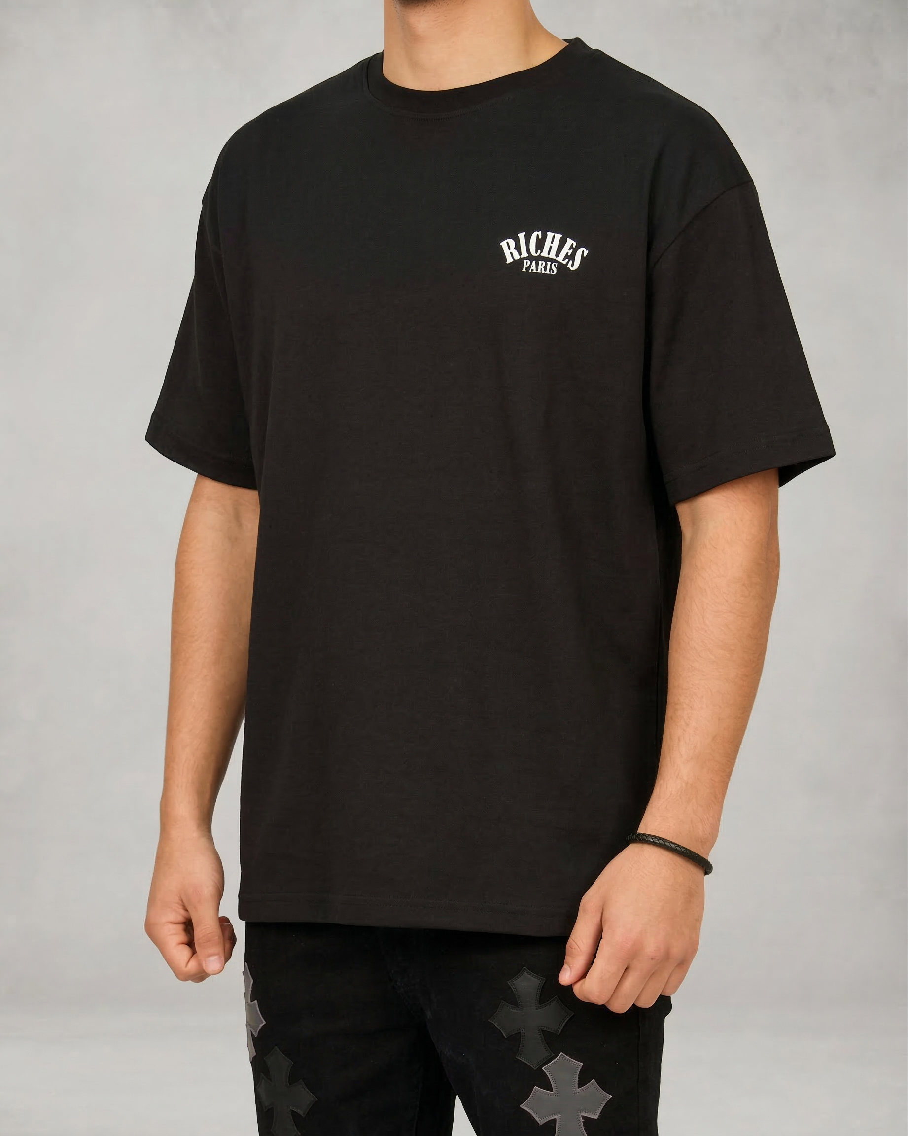 Riches Lounge Graphic Tee