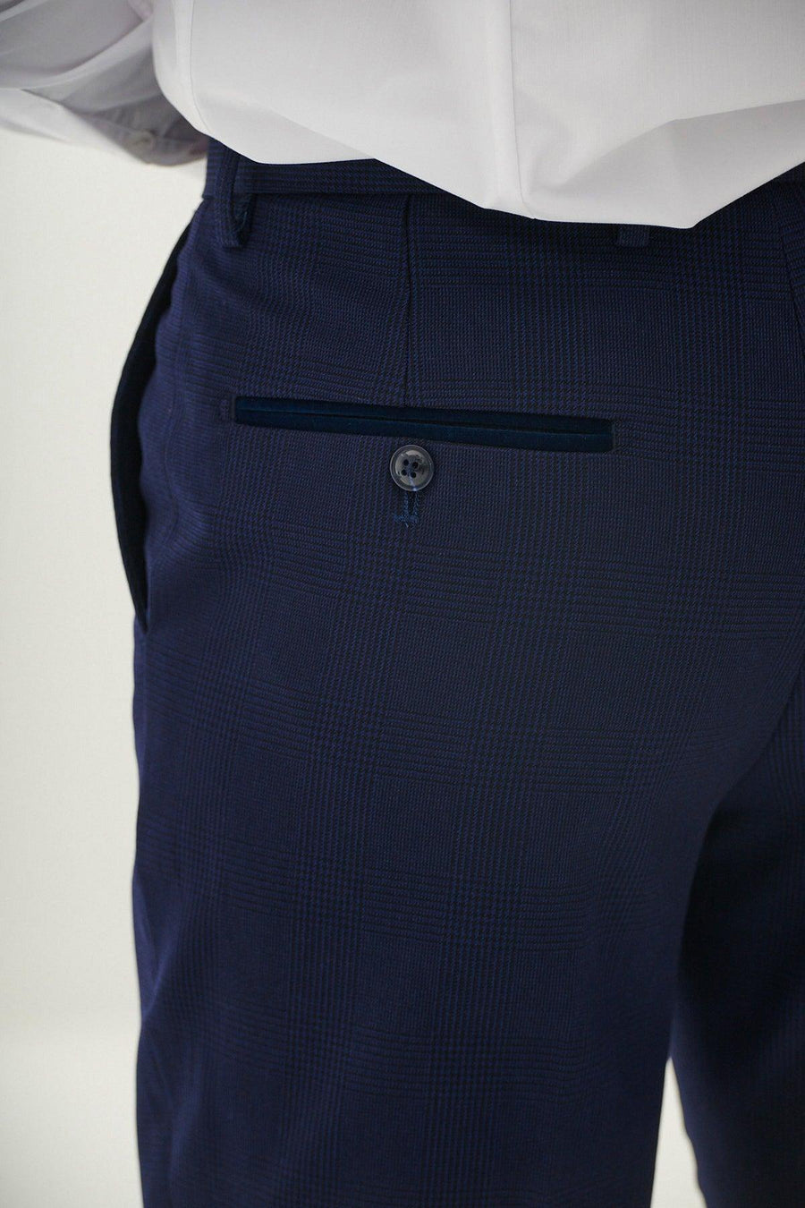 Bromley - Navy Double Breasted Two Piece Suit