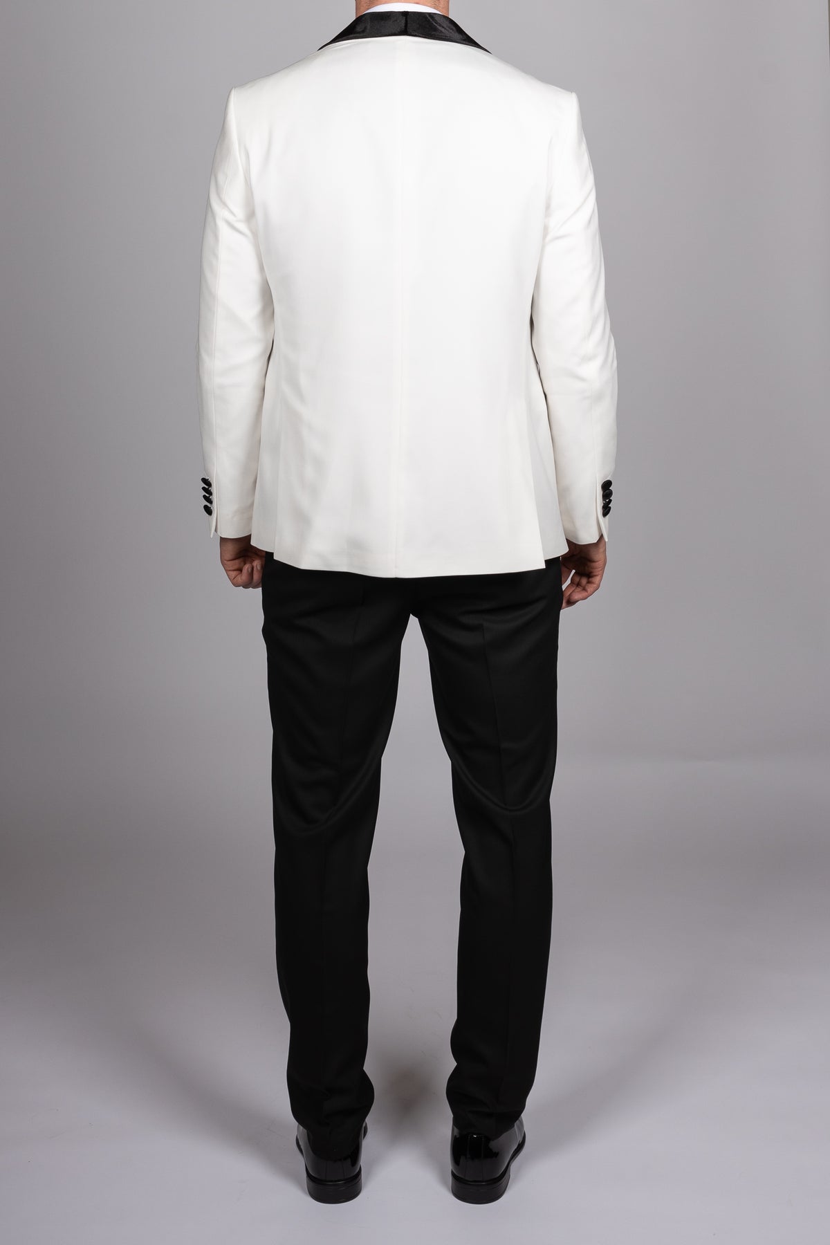 WHITE VELVET SHAWL LAPEL TUX