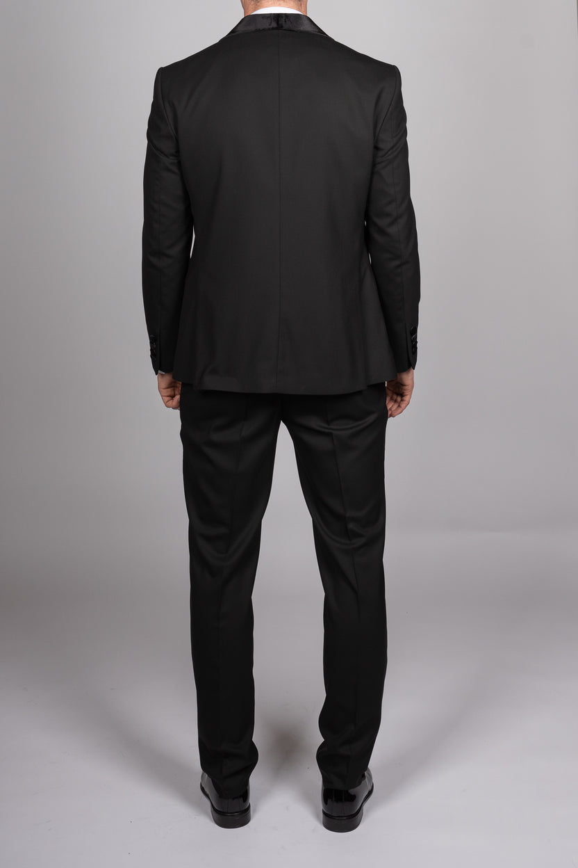 BLACK VELVET SHAWL LAPEL TUXEDO