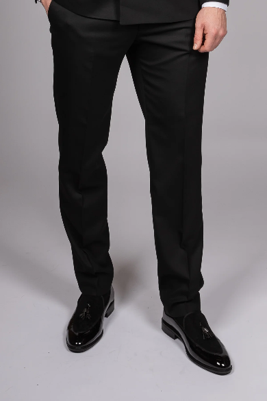 BLACK DOUBLE BREASTED VELVET PEAK LAPEL TUXEDO