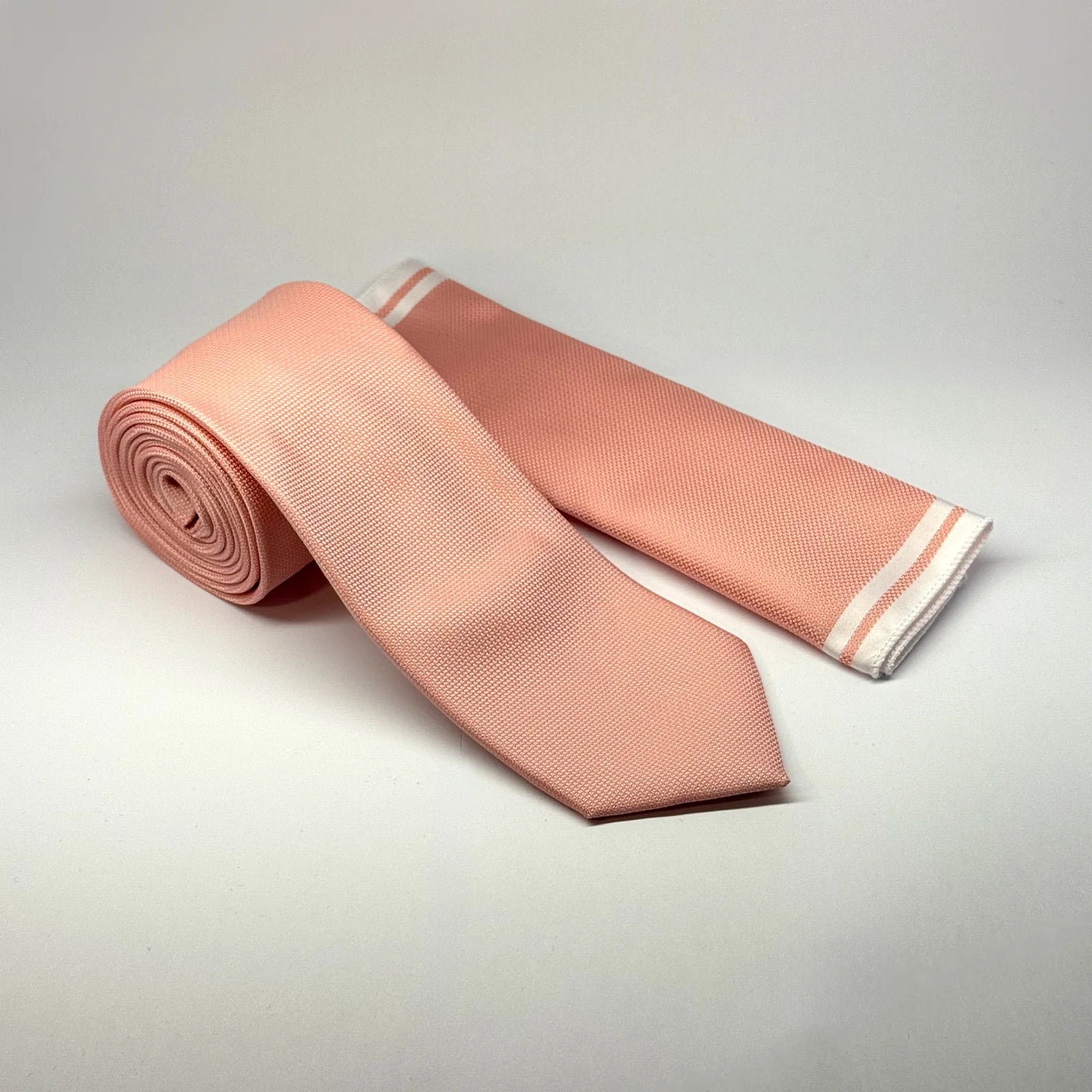 Textured - Tie & Pocket Square Set in Pink & White