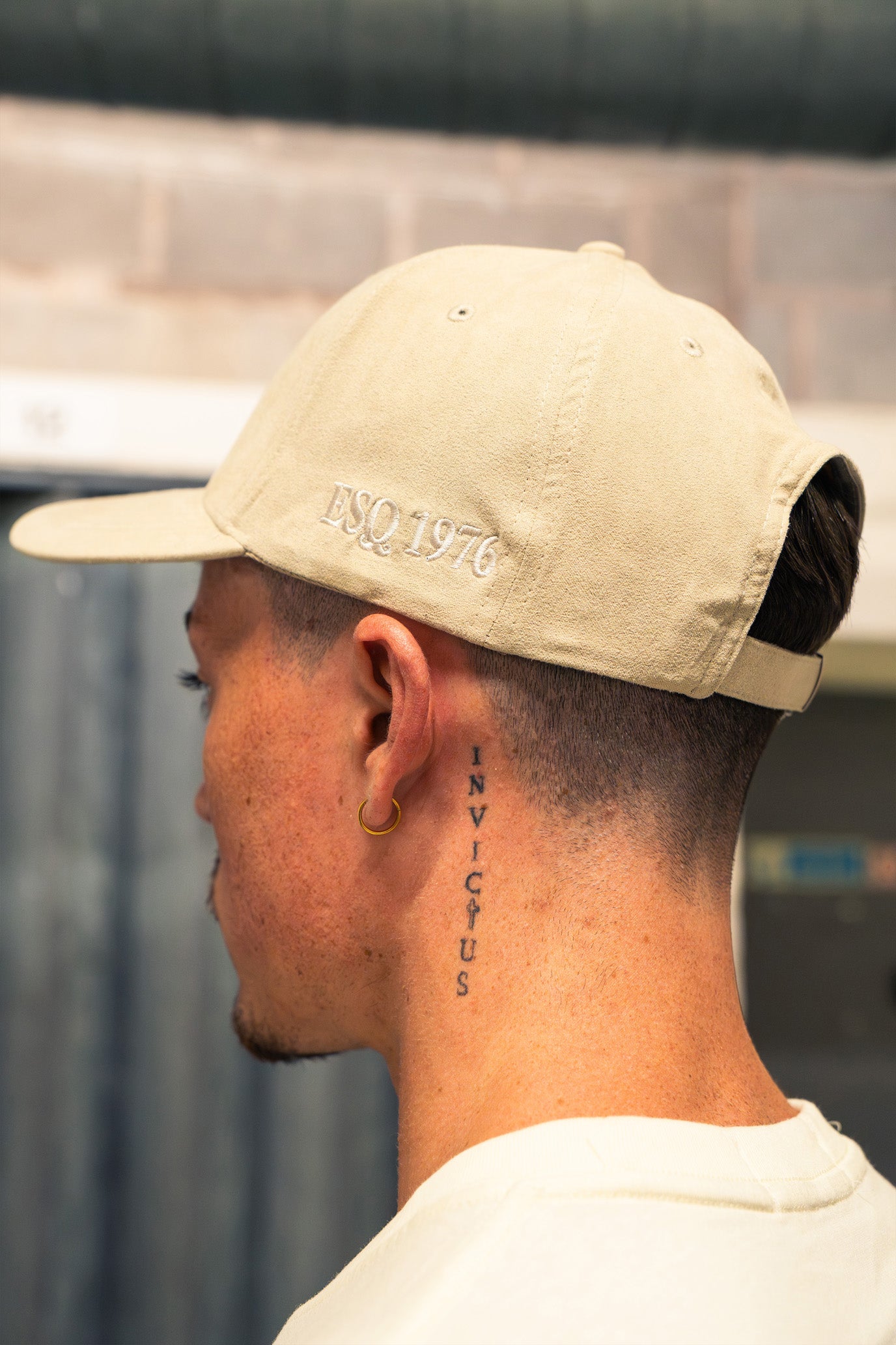 Esq1976 Off Duty Suede Cap - Stone