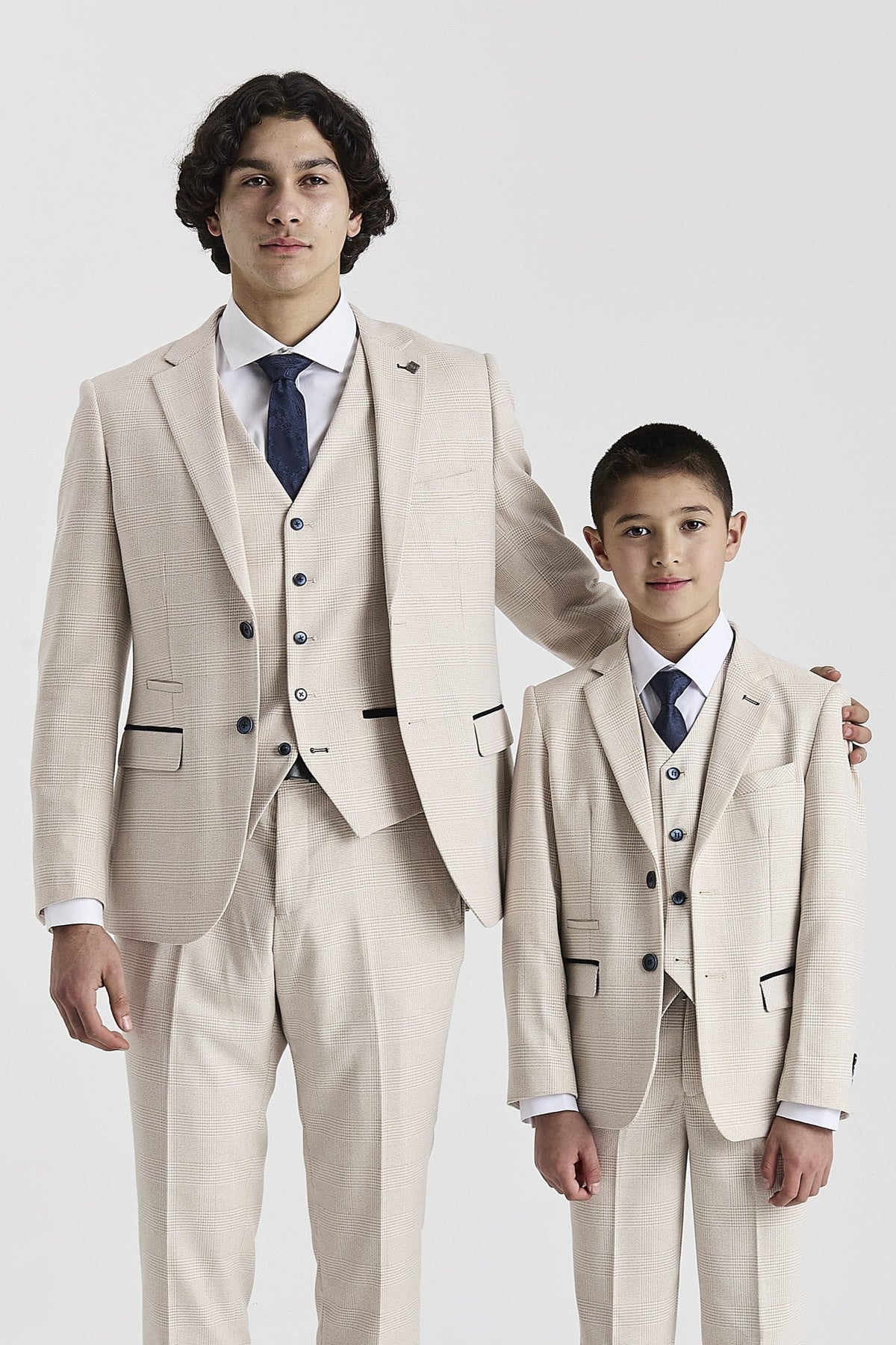Regent Cream Father And Son Suit – view 2