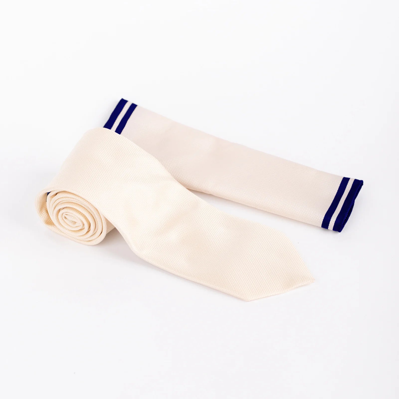 Textured - Tie & Pocket Square Set in Cream