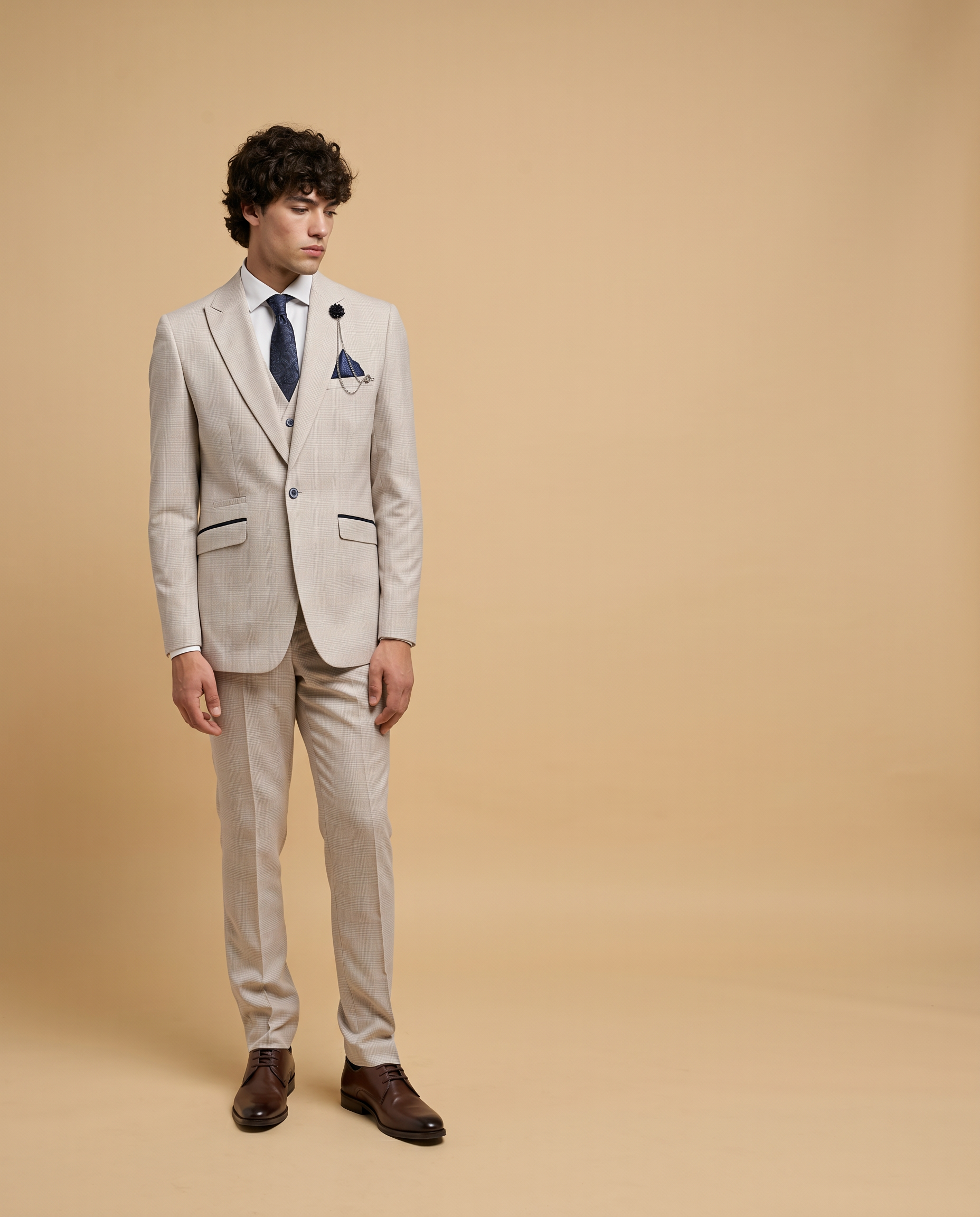 Caridi - Beige Regular Check Three Piece Prom Suit