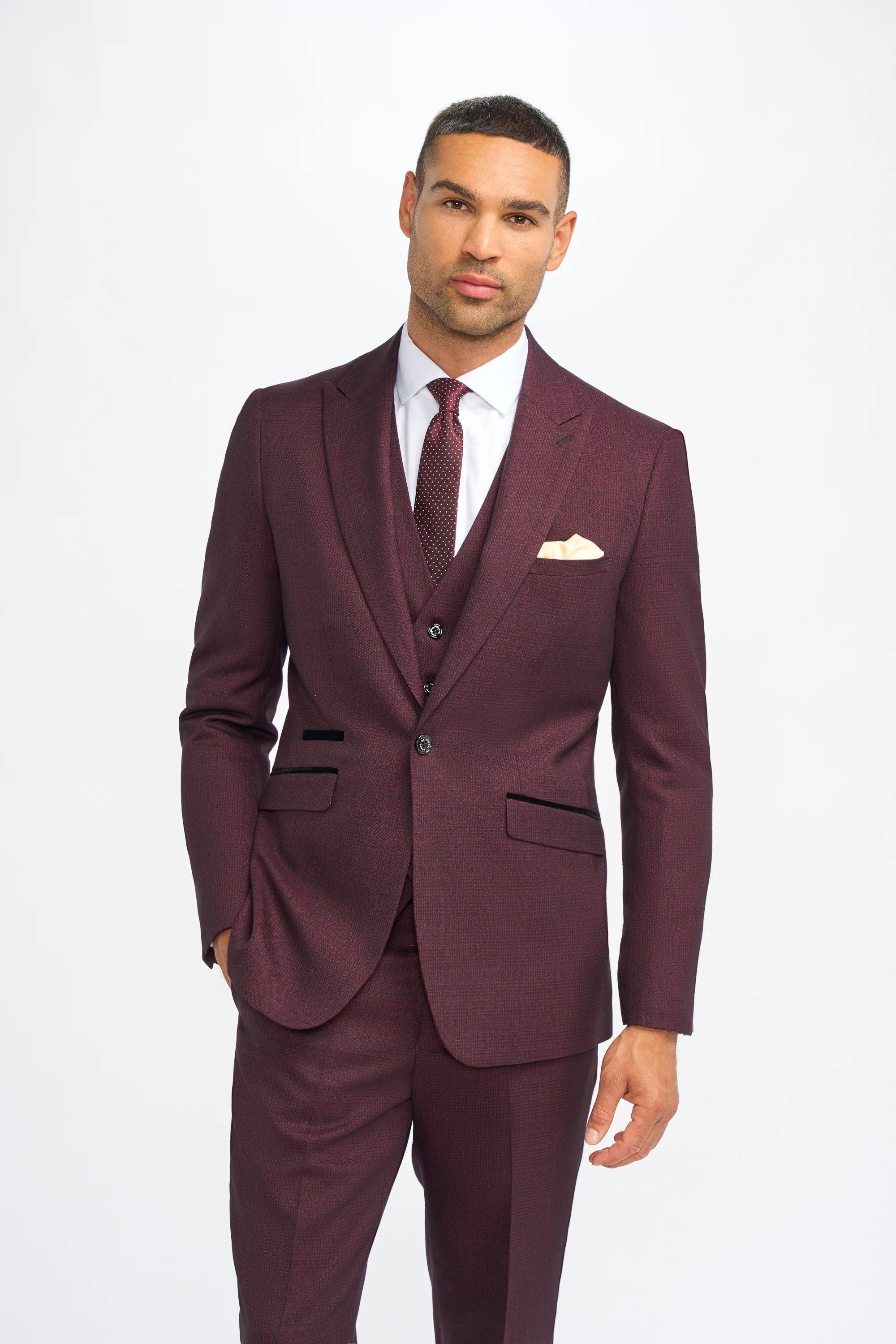 Caridi – Wine Regular Check Three Piece Suit