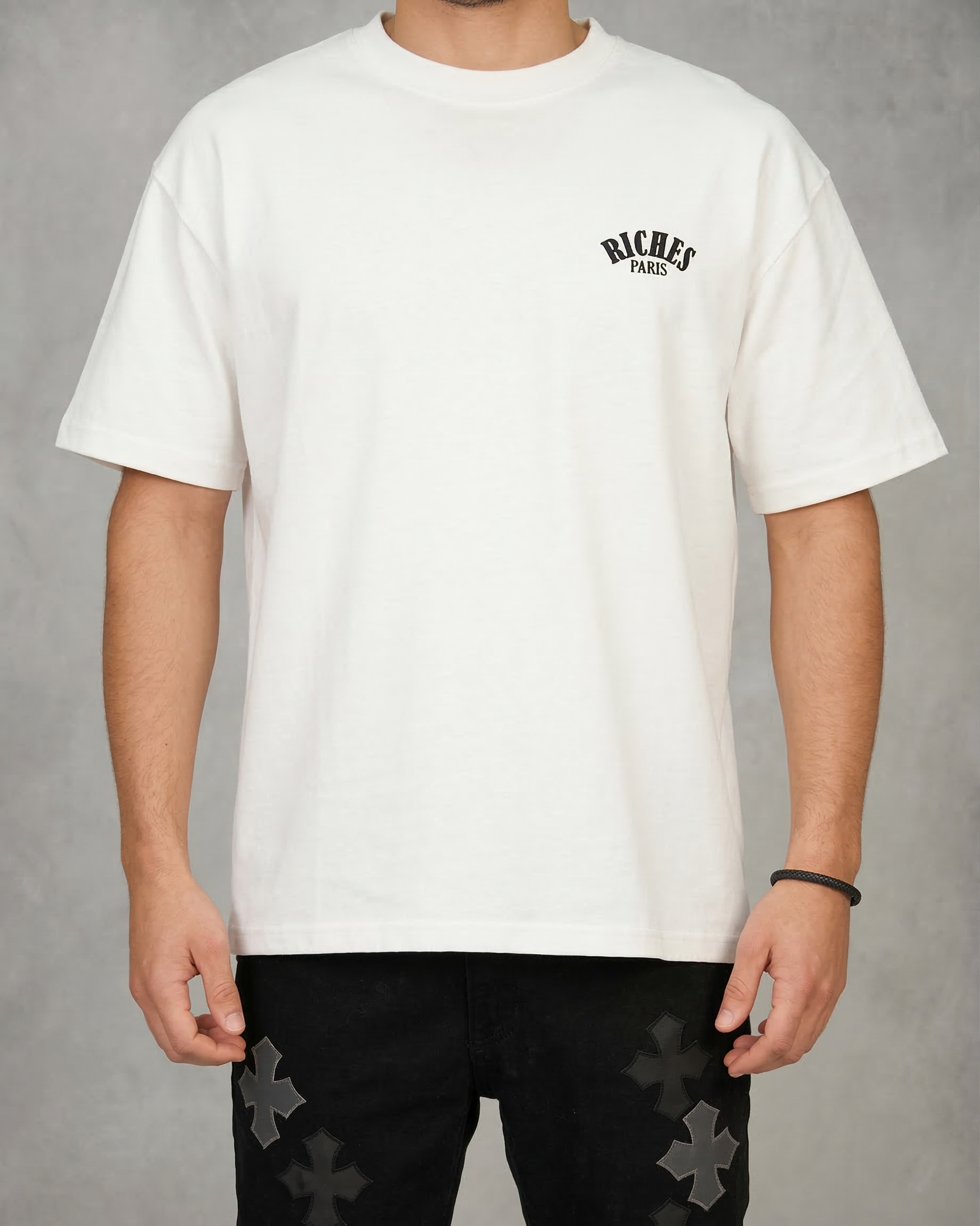 Riches Lounge Graphic Tee