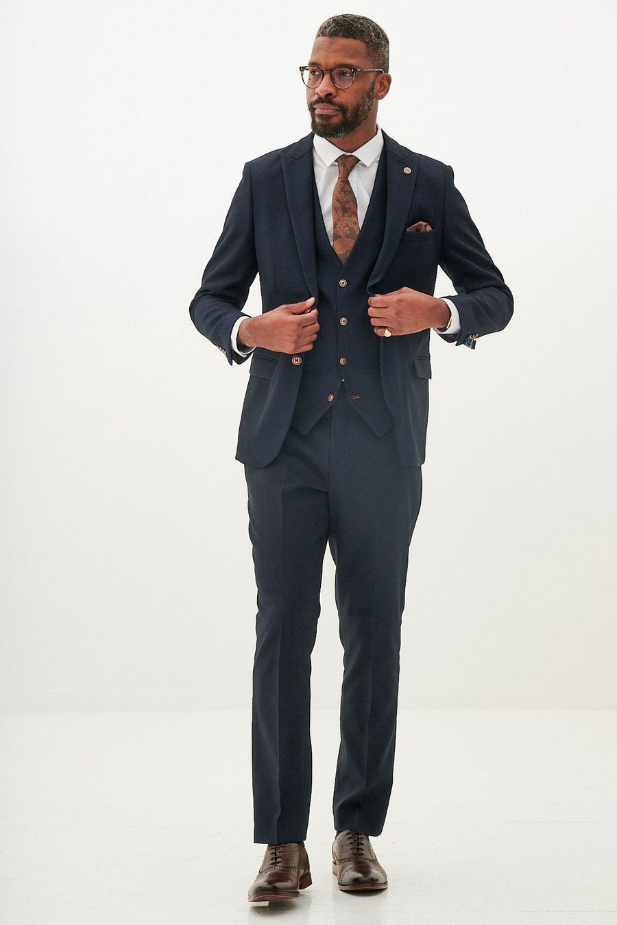 MAX - Navy Three Piece Suit With Contrast Buttons