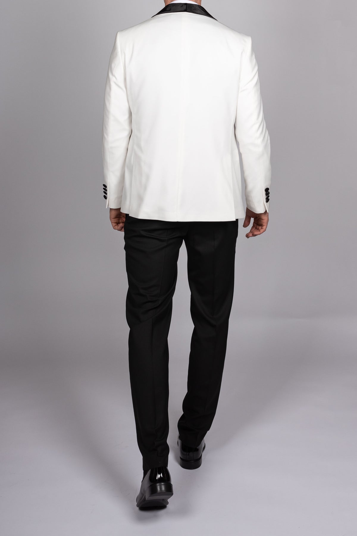 WHITE VELVET SHAWL LAPEL TUX