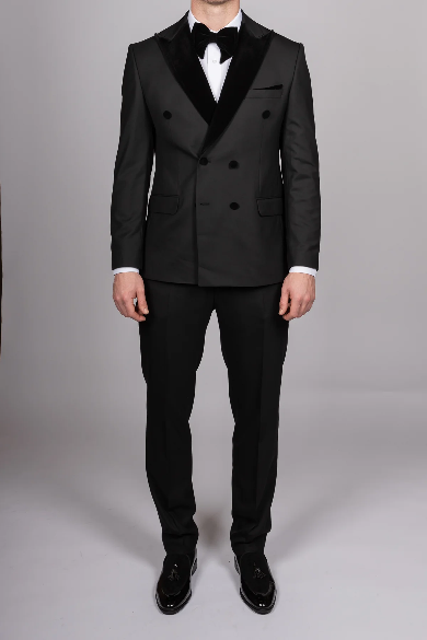 BLACK DOUBLE BREASTED VELVET PEAK LAPEL TUXEDO