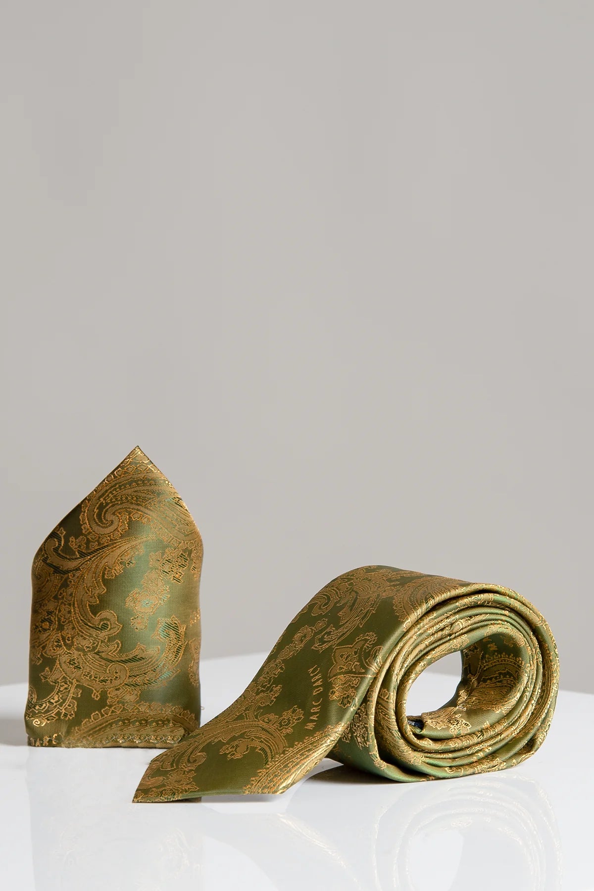 MD Paisley  - Tan Paisley Tie and Pocket Square Set