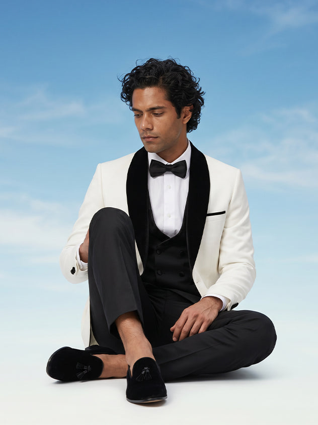 Esquire - White Lightweight Velvet Tuxedo Blazer