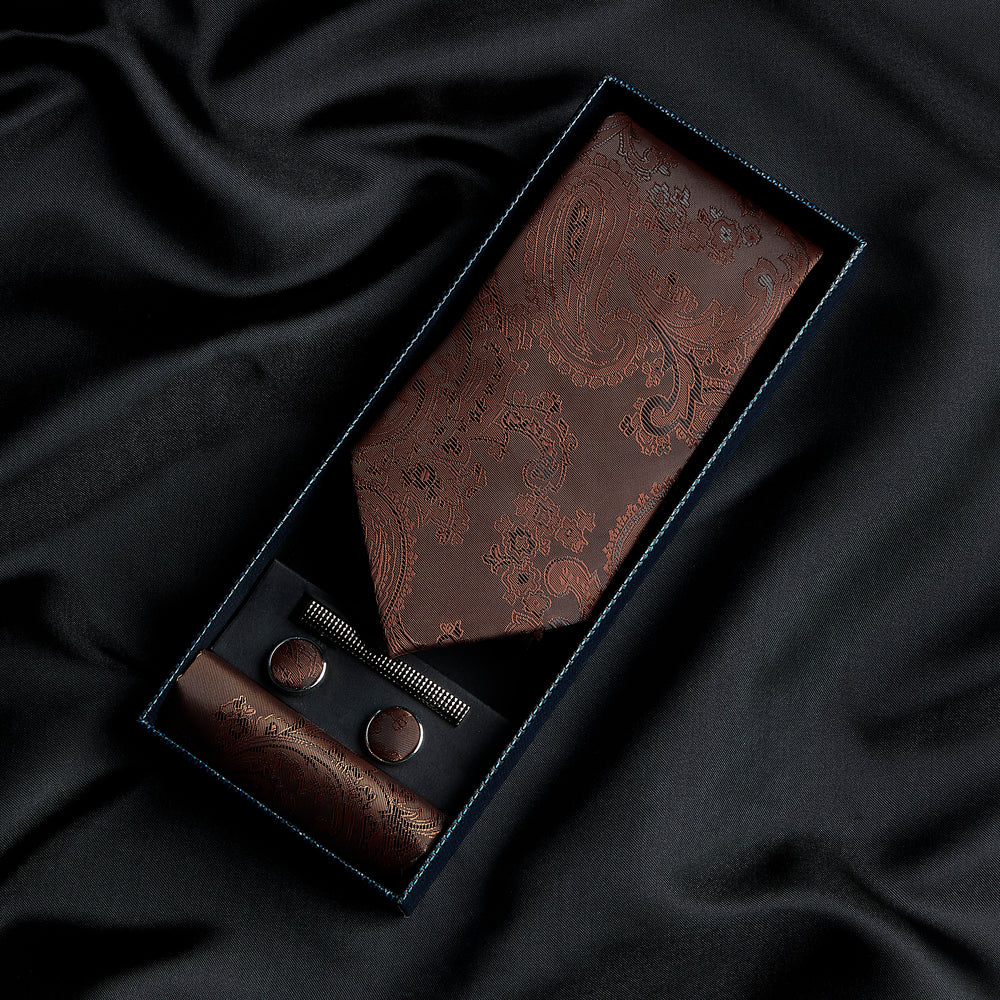 Paul Andrew - Dark Brown Paisley Tie Set