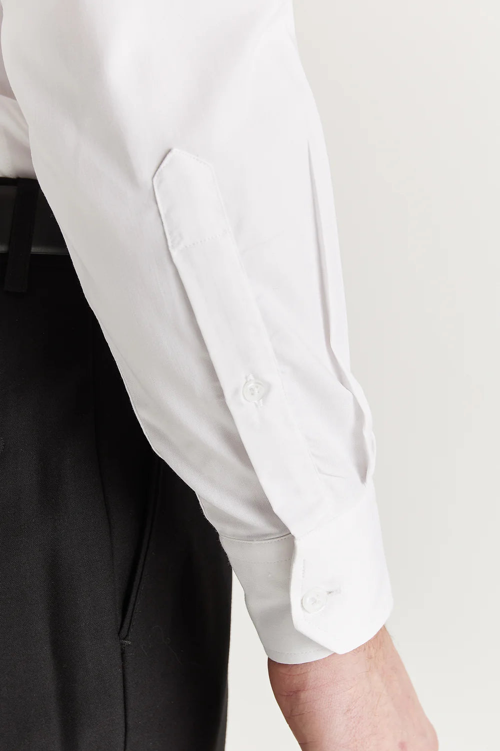 Oliver - White Cutaway Collar Shirt