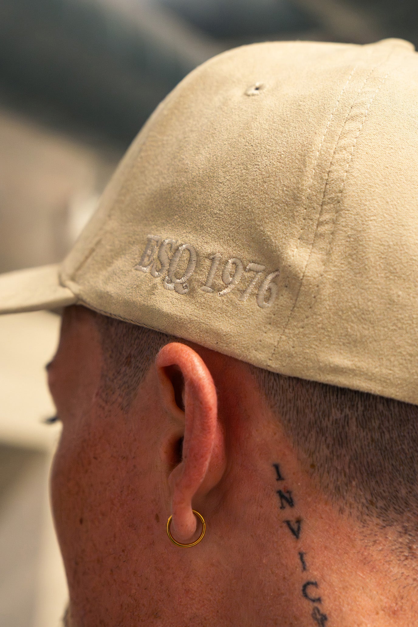 Esq1976 Off Duty Suede Cap - Stone