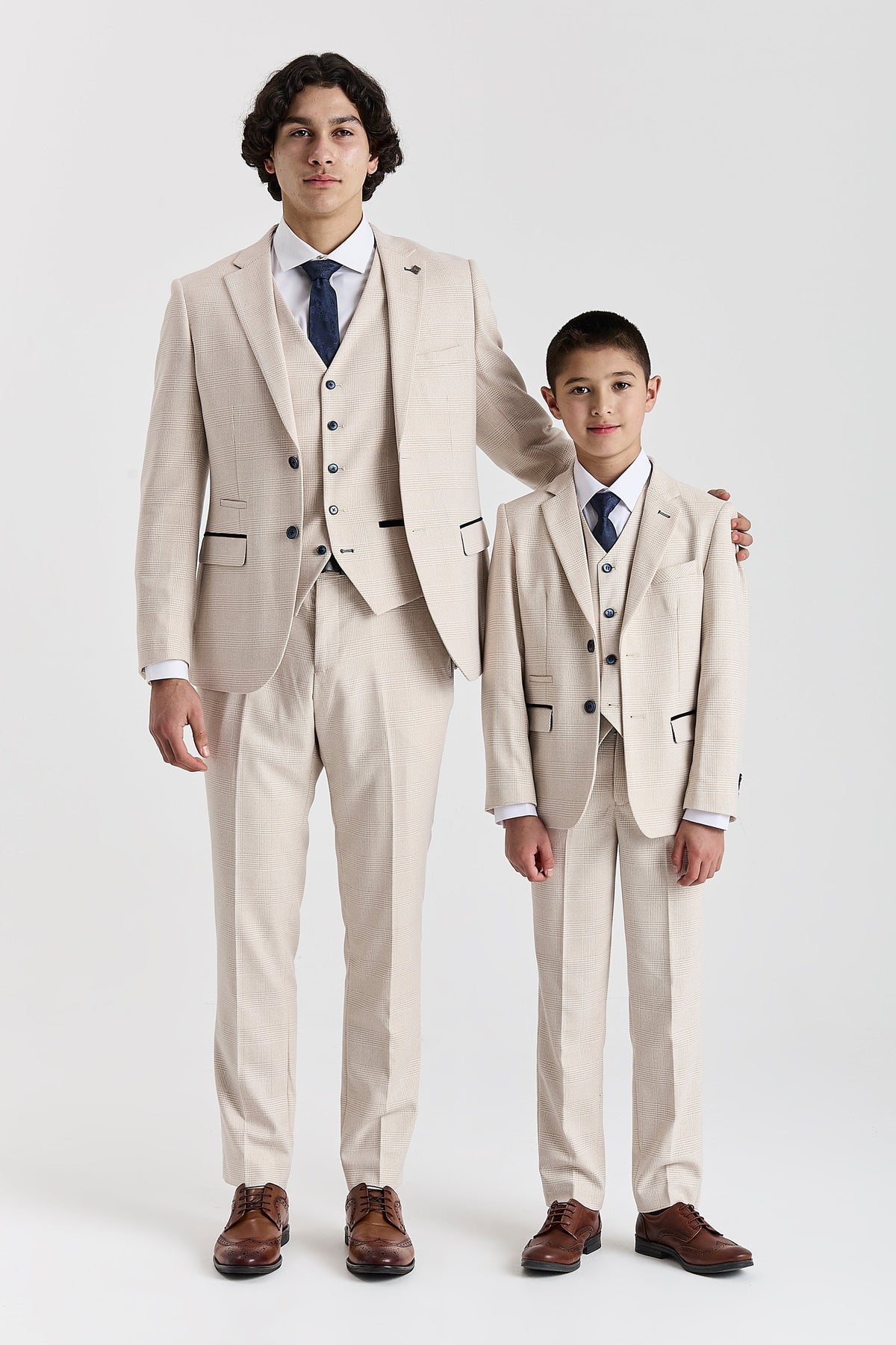 Regent Cream Father And Son Suit – view 1